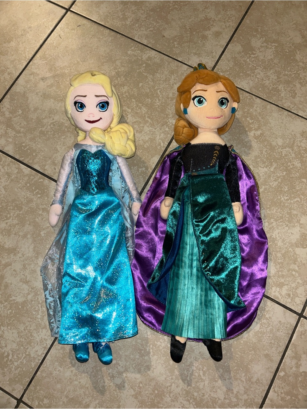 Disney Frozen Elsa and Anna plush
